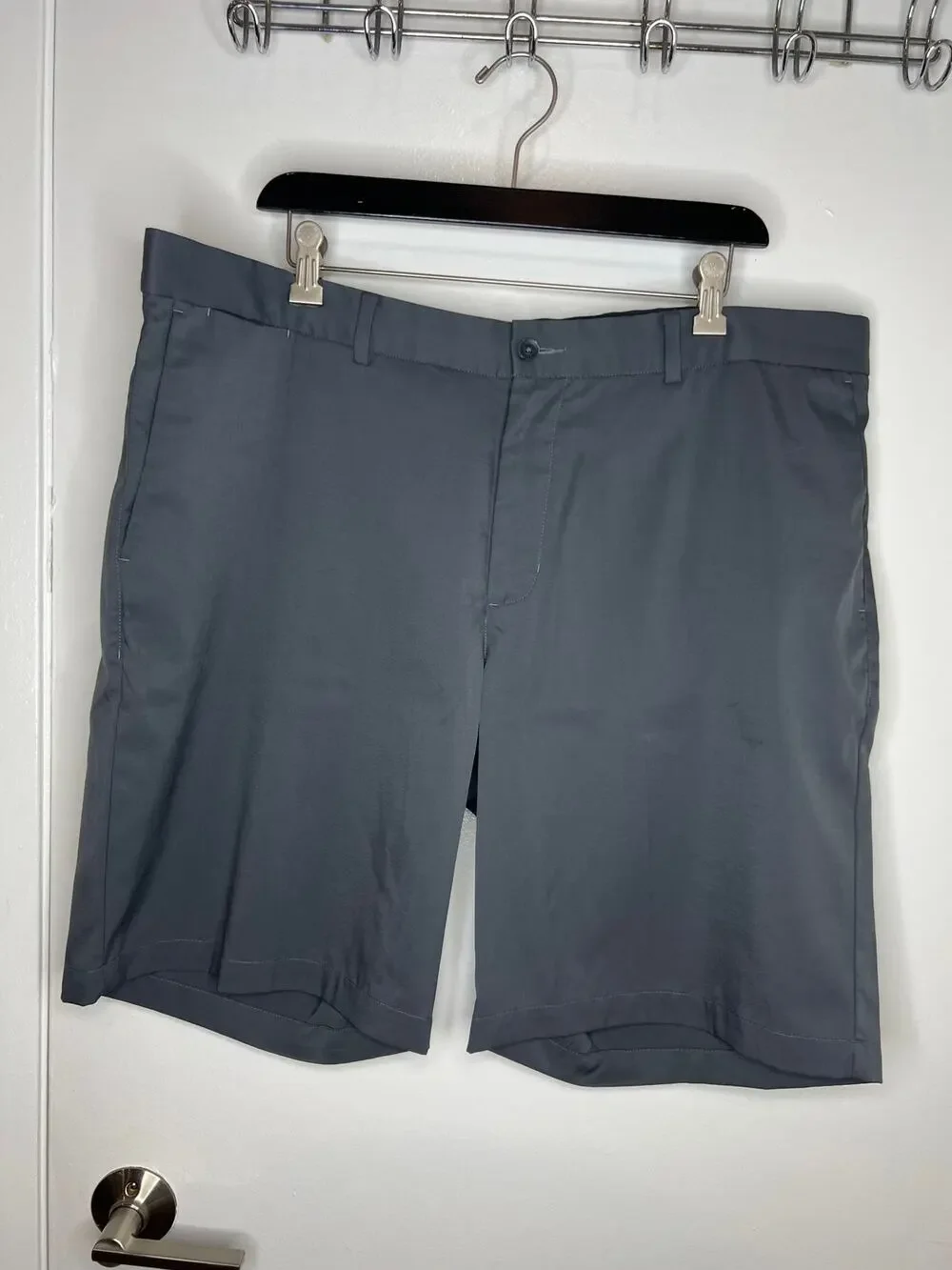 Nike GOLF Men's Dri-FIT Flat Front Standard Fit Shorts Grey ~ Size 40